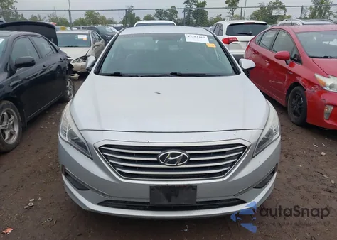2015 Hyundai Sonata Se z USA, uszkodzony, nr VIN 5NPE24AF9FH127478